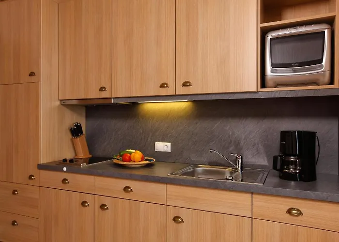 Enzian & Johannes 4*