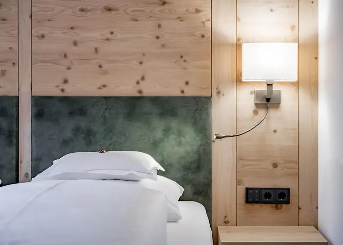 Enzian & Johannes 4* 오베르구르글