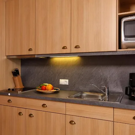 Enzian&apartmenthotel Johannes 4*