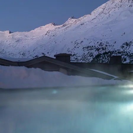 Enzian & Johannes 4* オーバーグールグル