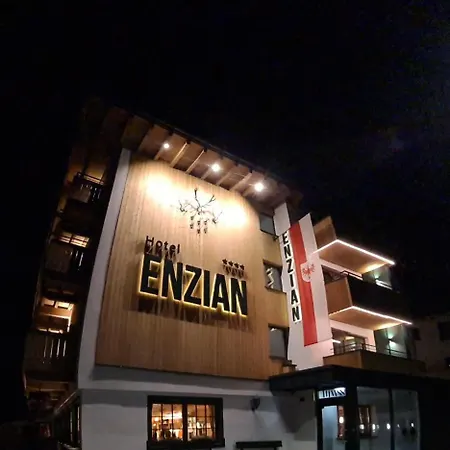 Enzian & Johannes Hotel 4*