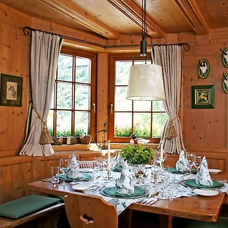 Hotel Enzian & Johannes 4*